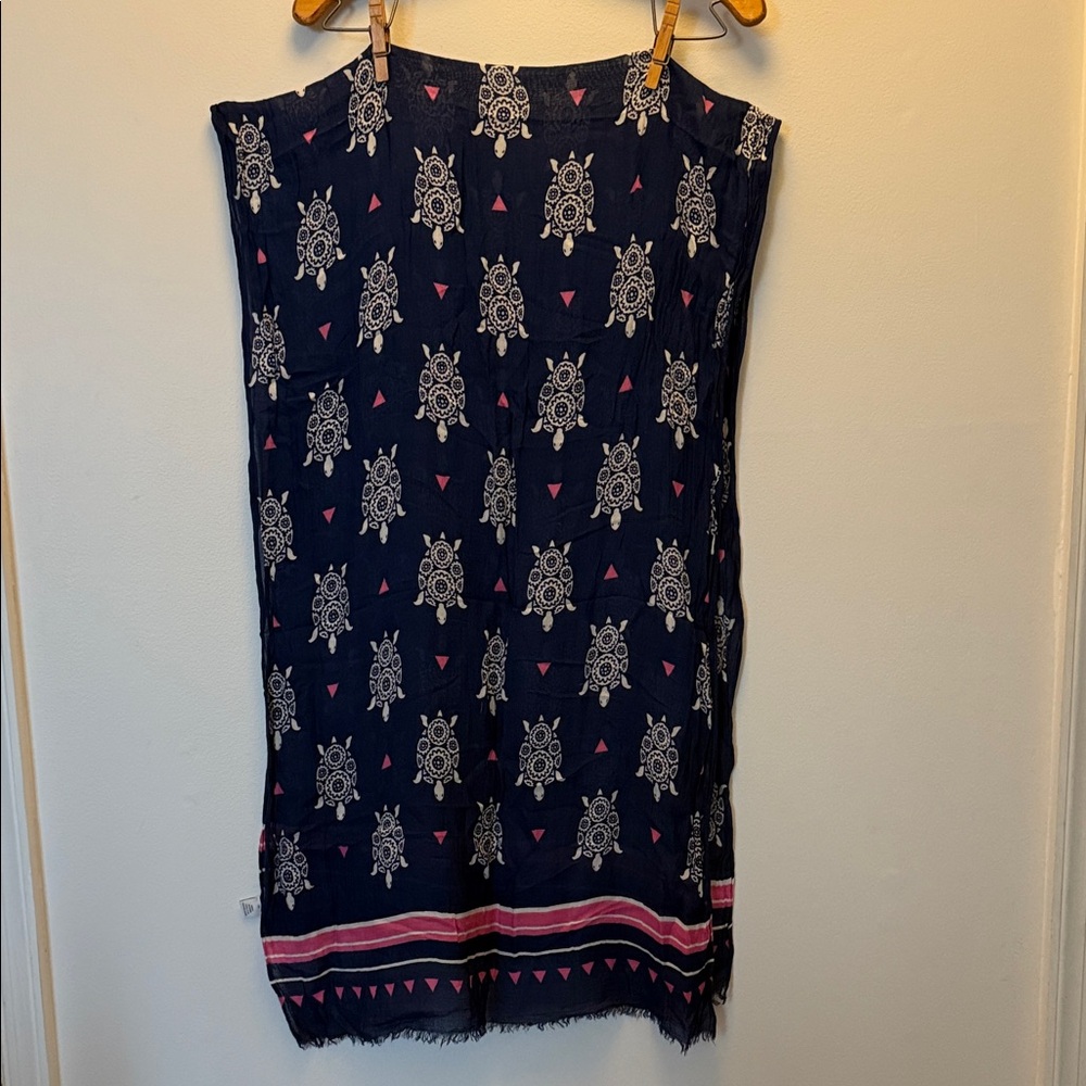 Vera Bradley scarf with turtle pattern